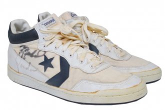 michael-jordan-converse-auction